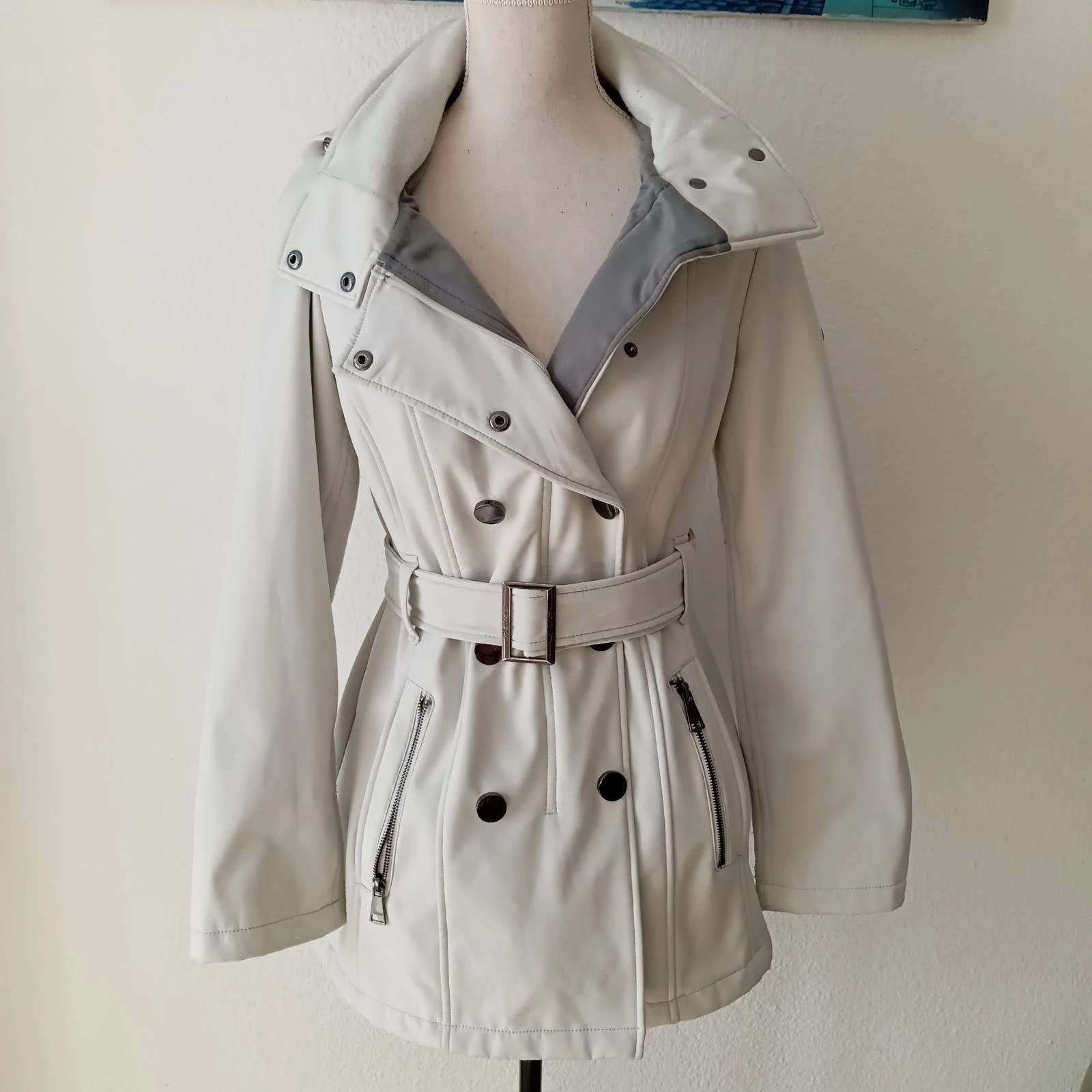 Trench impermeable / Chaqueta mujer Calvin Klein color blanco roto talla M – photo 6